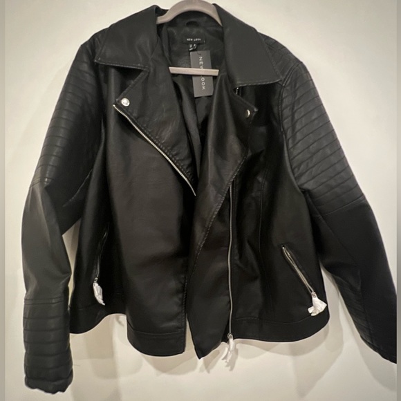 NWT New Look Curve faux leather moto jacket in black US size 22 - Picture 4 of 5